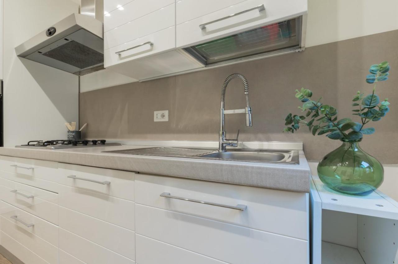 La Casa Di Nina - Meda Appartement Buitenkant foto